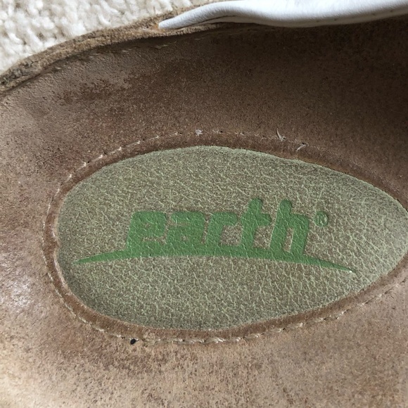 EARTH ORIGINS, “Rose White” slide-on sandals “burn more calories w/every step” - Picture 9 of 12